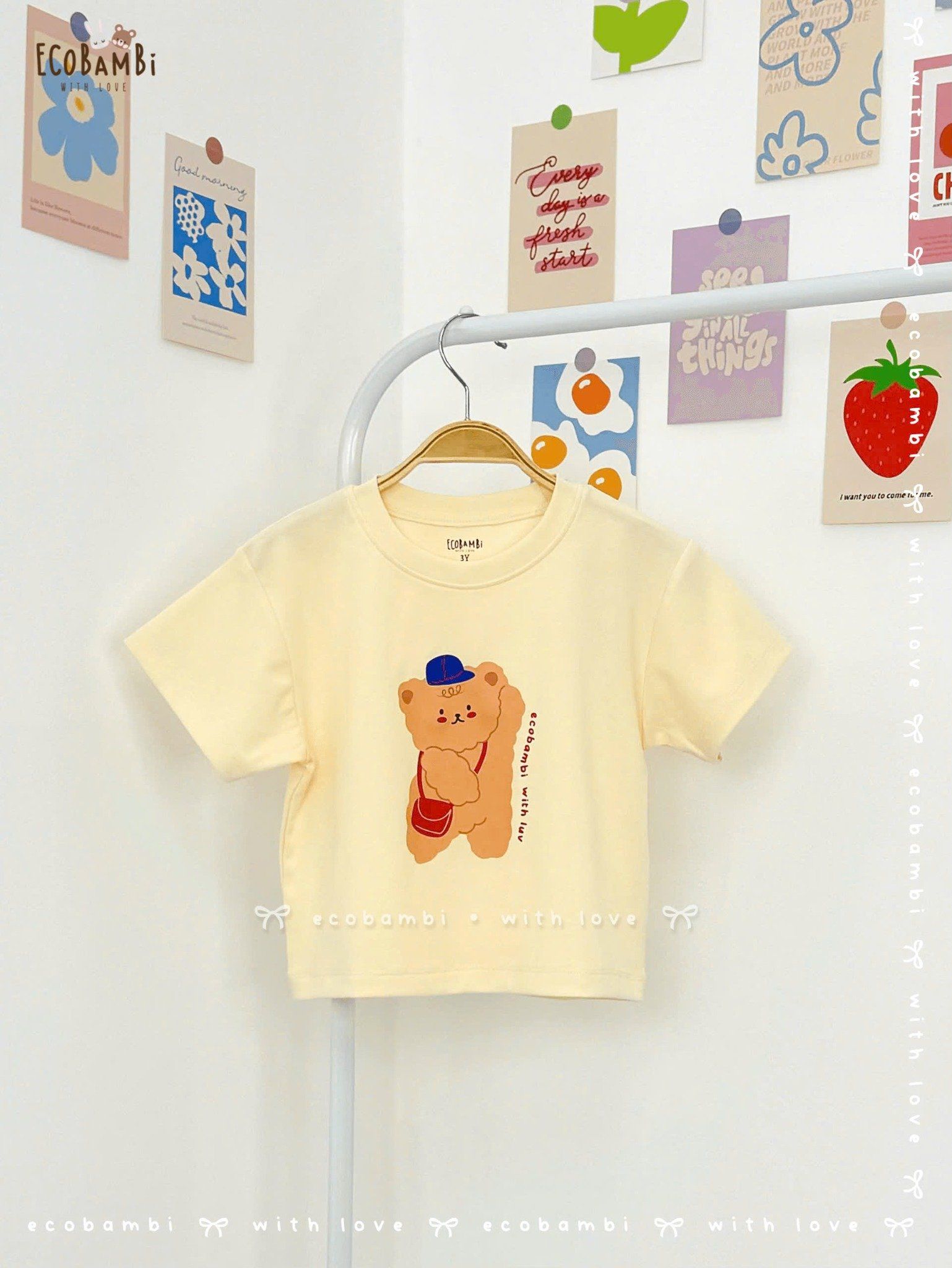 Áo thun unisex màu kem in gấu cho bé ECOBAMBI - 8935334000360