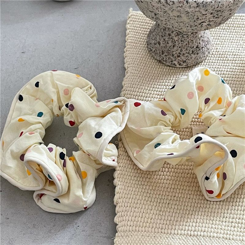 Scrunchies Chấm Bi