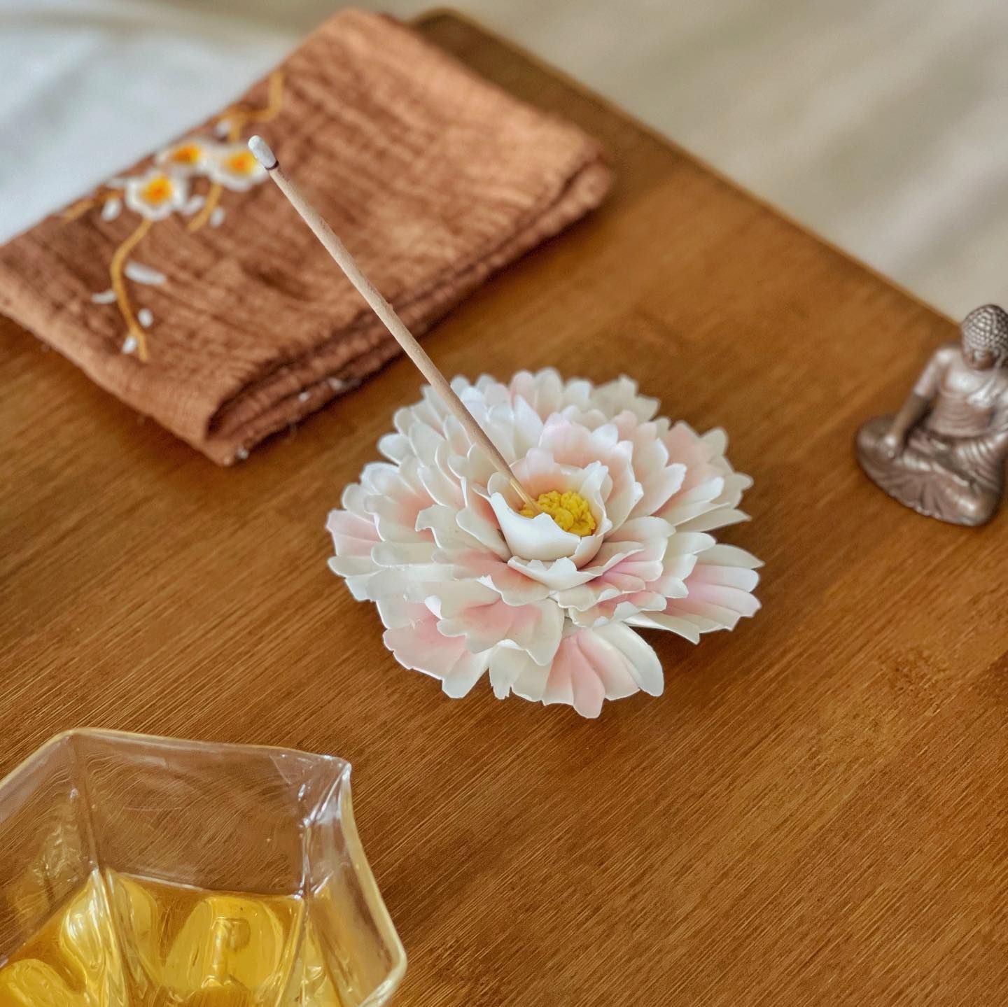Đốt trầm Mẫu Đơn hồng kem