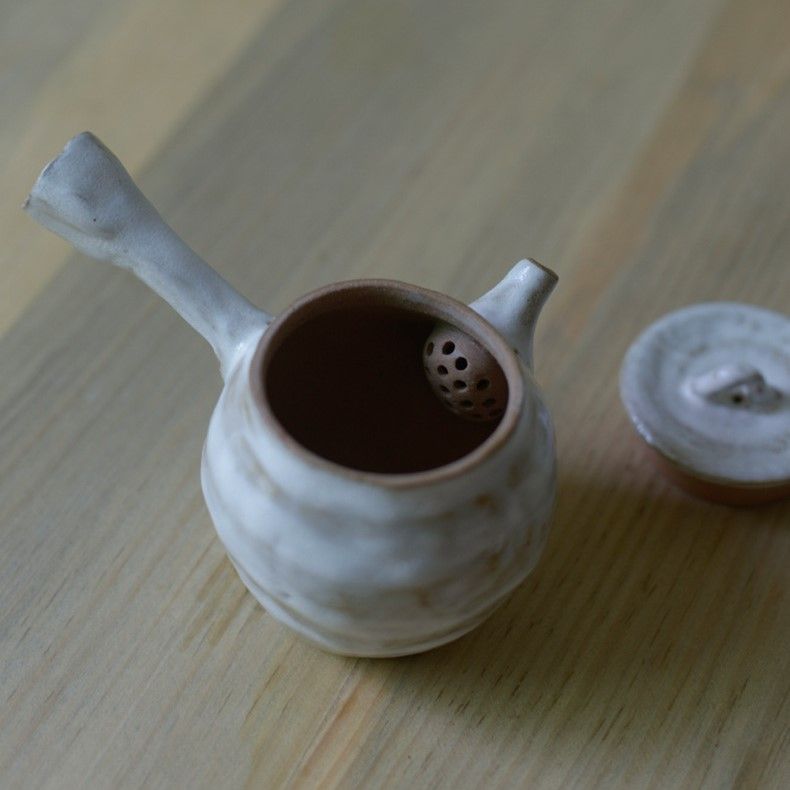 Ấm Trà Nhỏ Gốm Đá Mỹ Nghệ