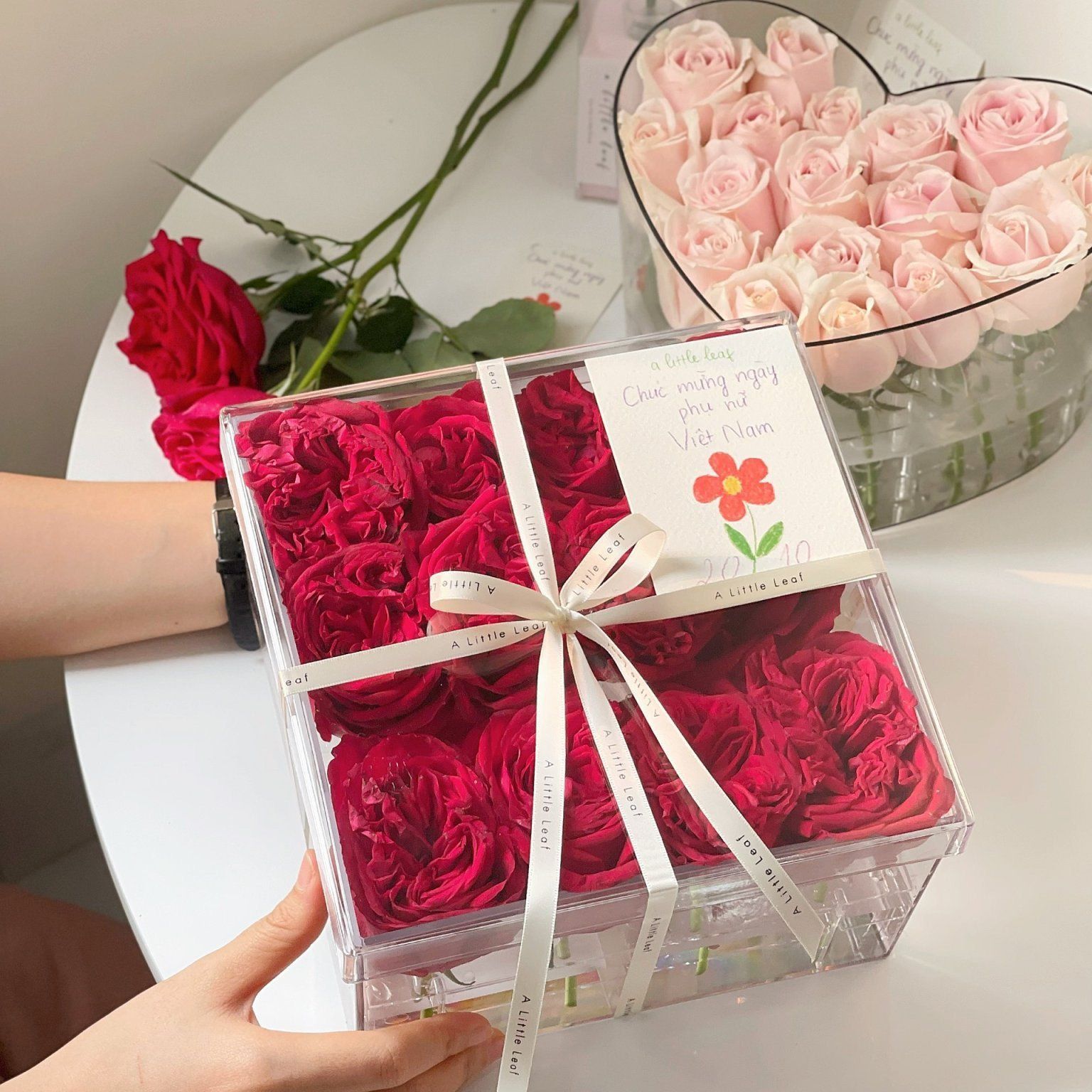 Hộp Cắm Hoa Pha Lê
