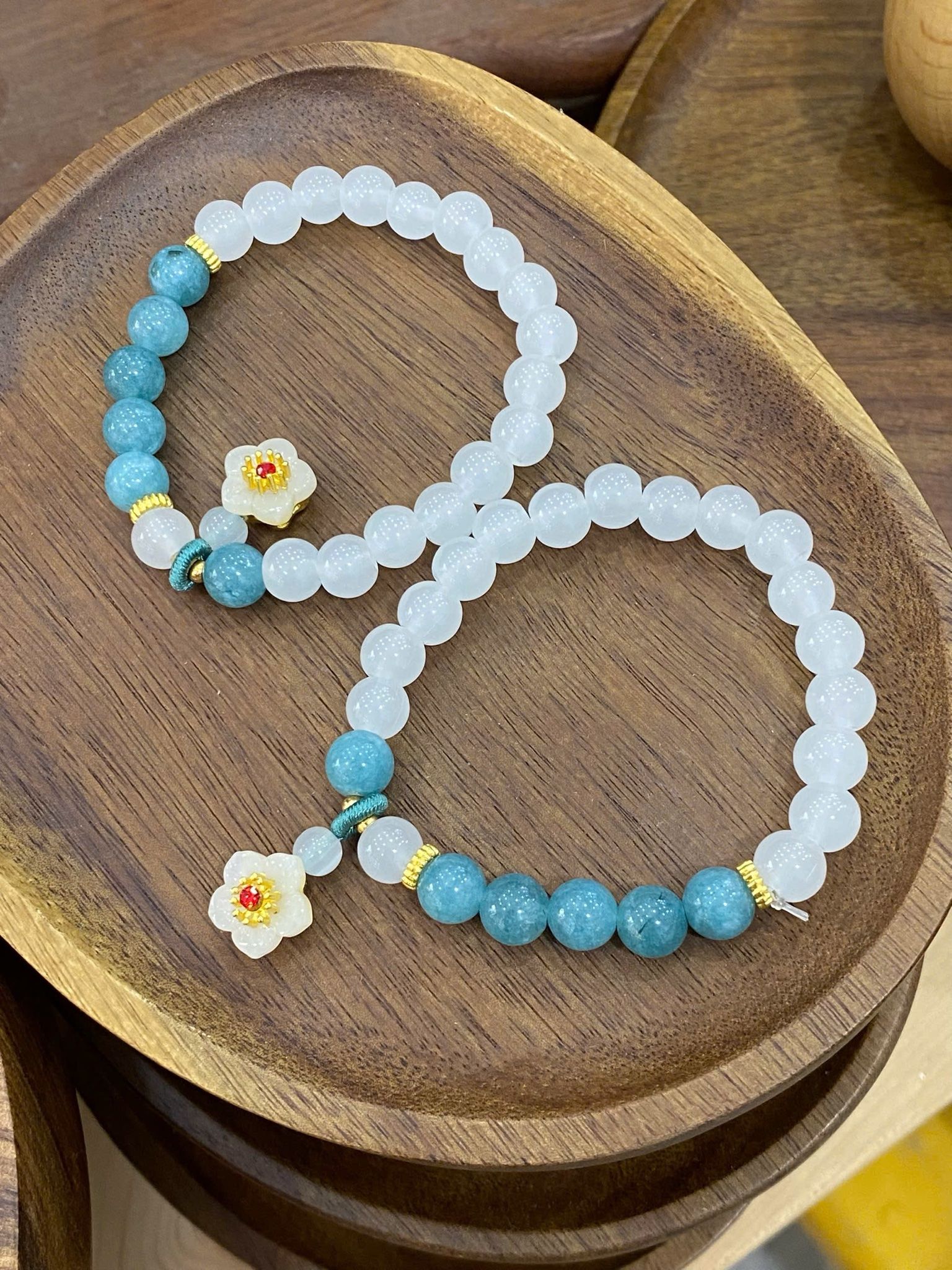 Vòng Nhất Chi Mai