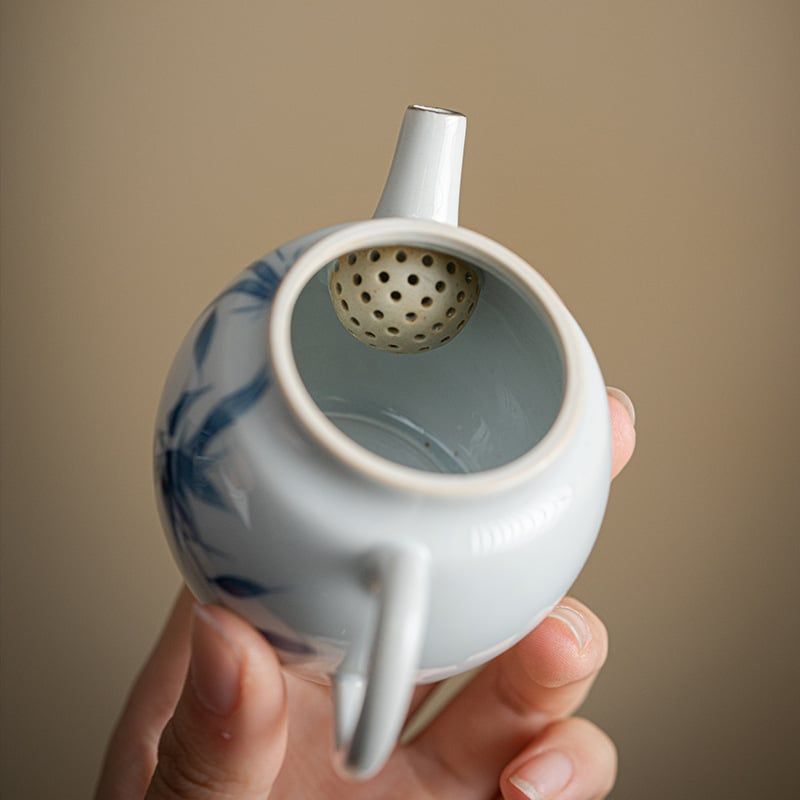Ấm Trà Vẽ Tay Xanh Tre