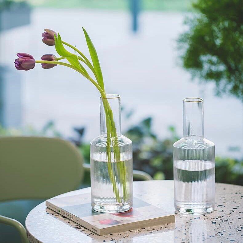 Bình cắm hoa thủy tinh Bottle