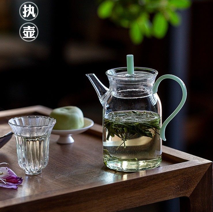 Ấm Thuỷ Tinh Hoa Mộc Quai Xanh