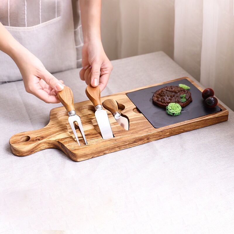 Set Cheese Cutting