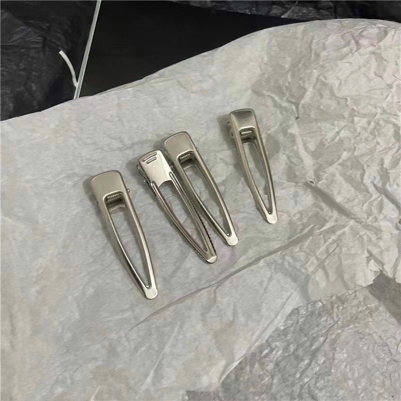 Kẹp Tóc Bạc Basic