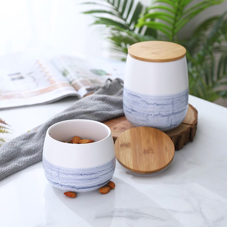Hũ gốm Nhật nắp tre