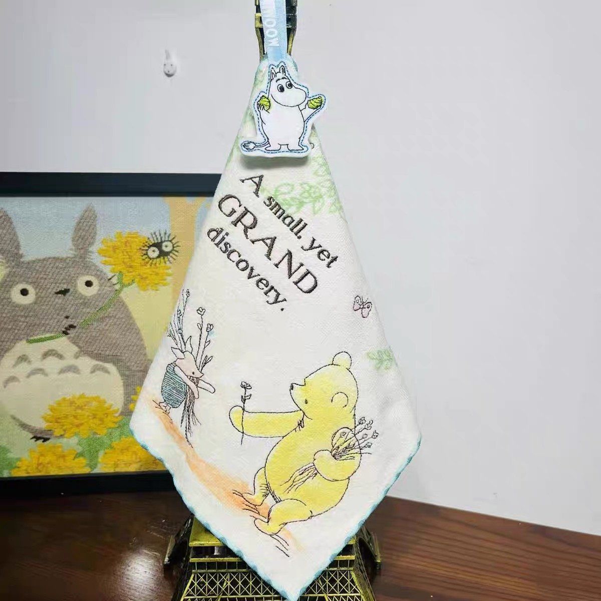 Khăn Nhung Winnie the Pooh