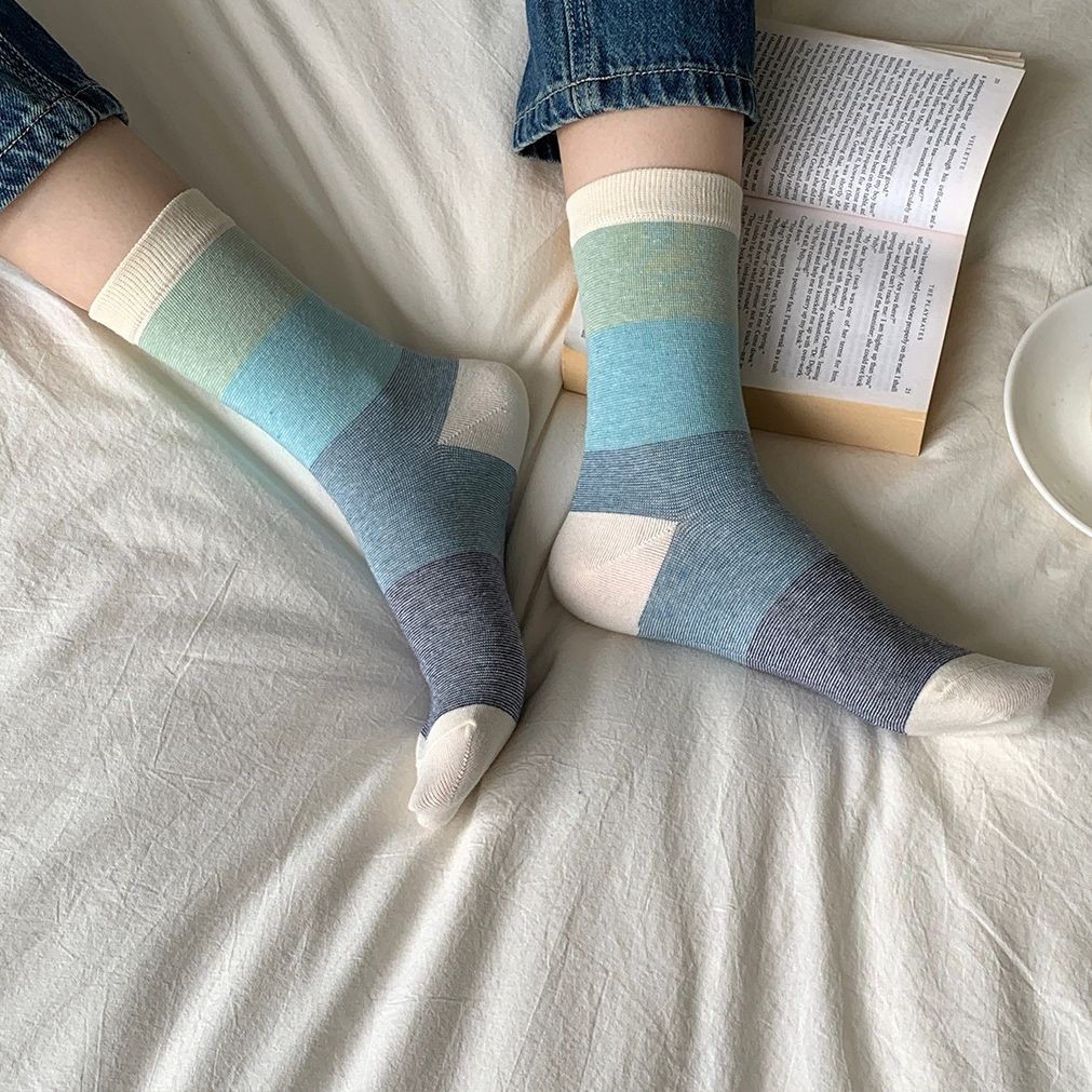 Tất Họa Tiết Cổ Điển
