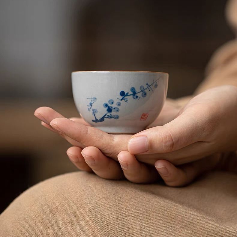 Chén Tách Hoa Xanh Vẽ Tay