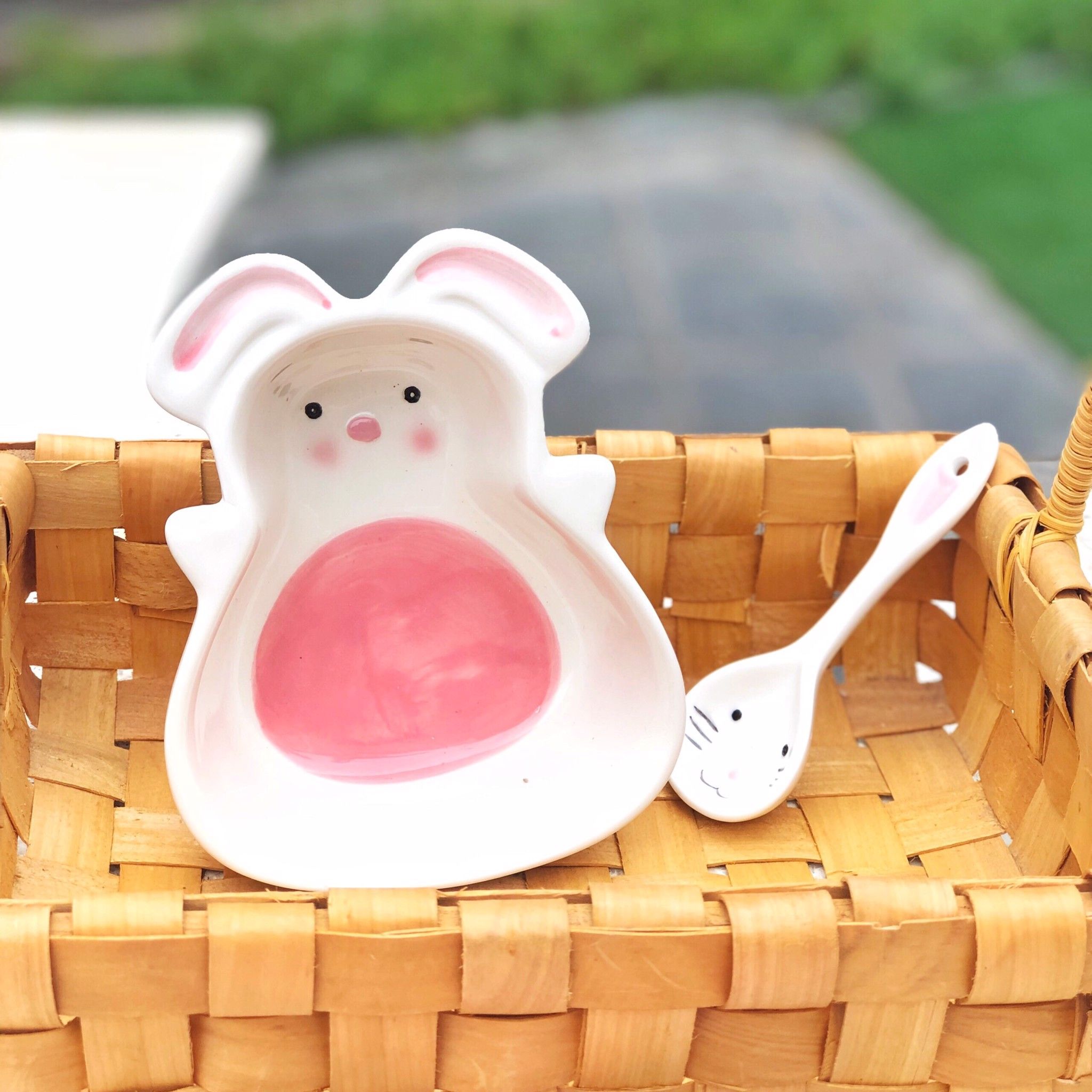Bát thỏ sz lớn