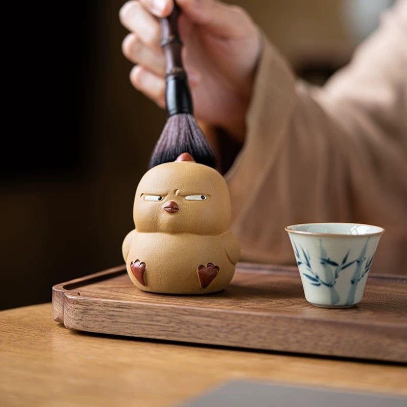 Tượng Chú Gà Cáu Kỉnh
