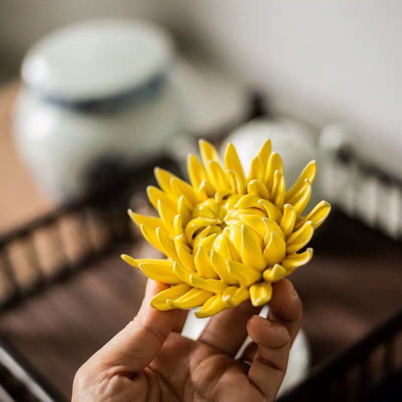 Cúc Vàng Đốt Trầm