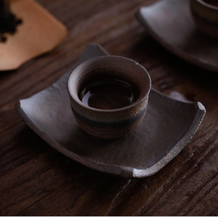 Tách Gốm La Hán