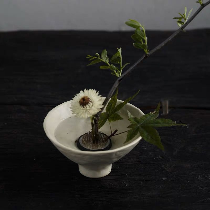 Bát Cắm Hoa Nghệ Thuật