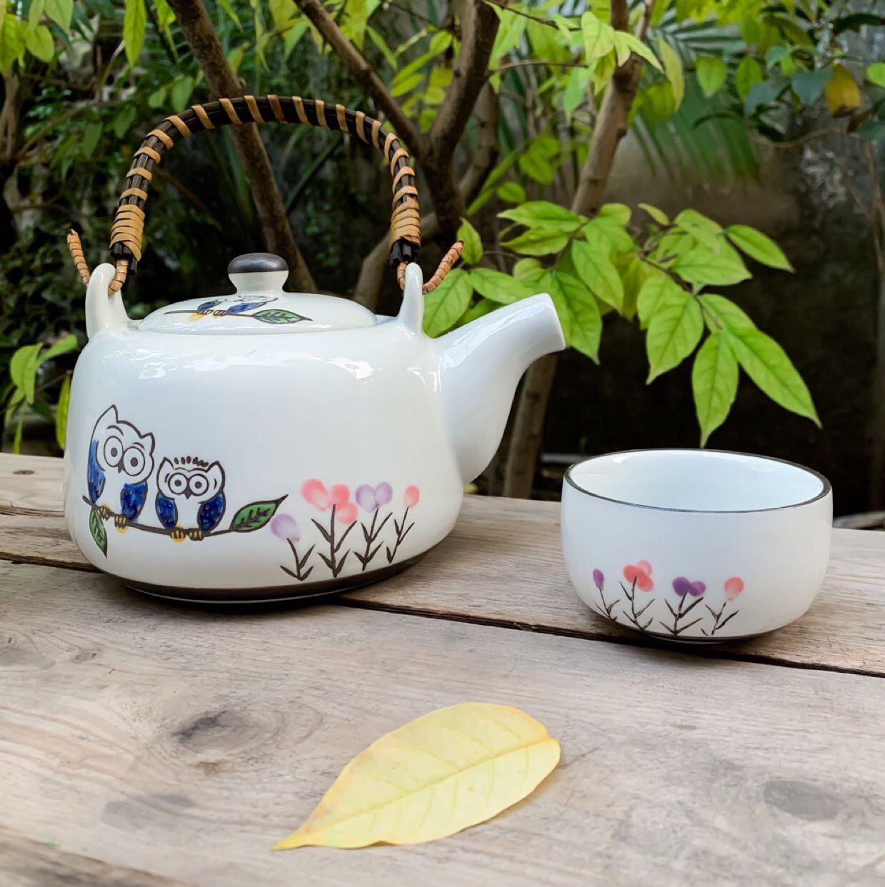 Bộ ấm chén Nhà Cú
