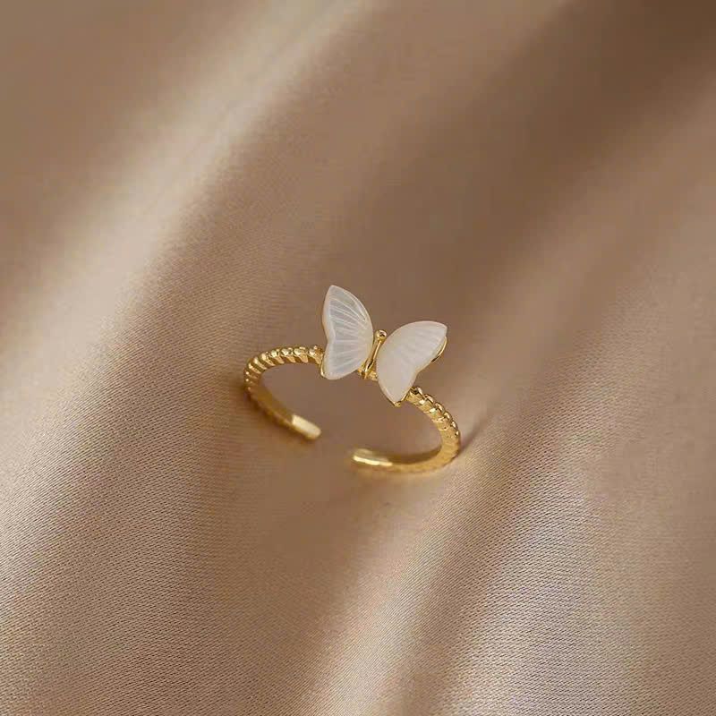Nhẫn Butterfly Charming