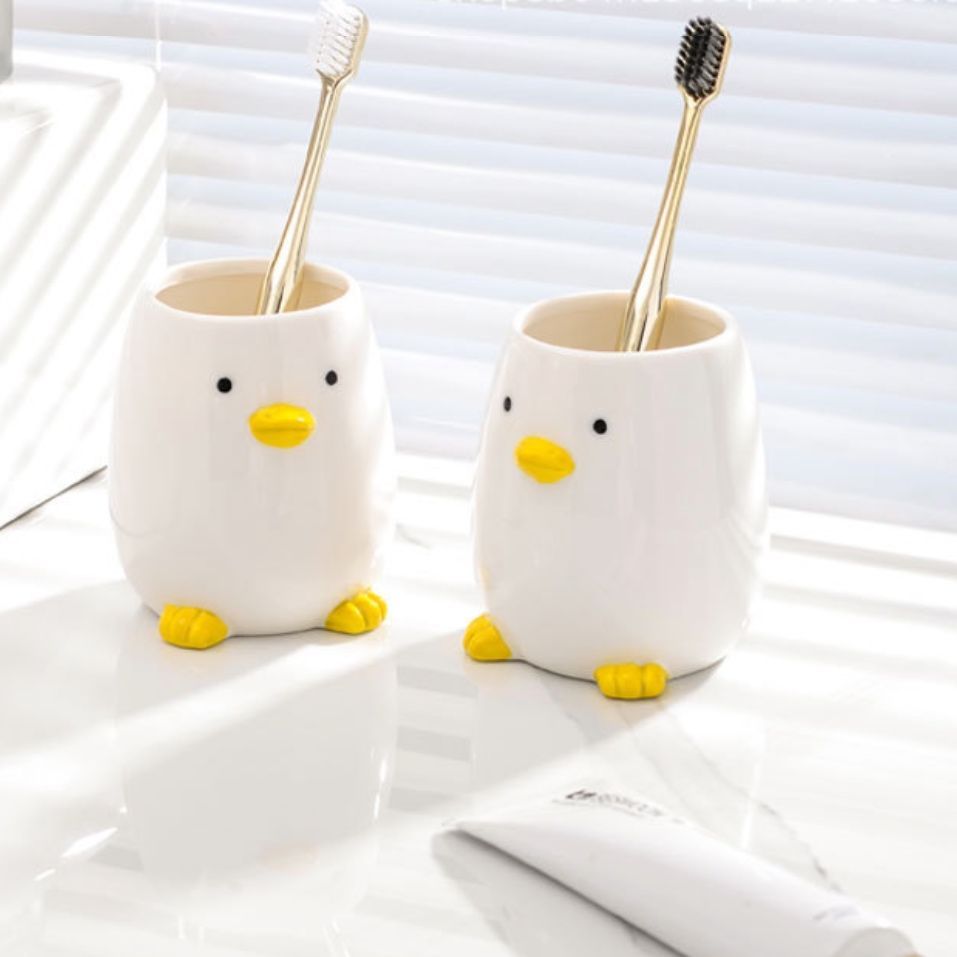 Cốc Sứ Đựng Đồ Dùng Ahiru