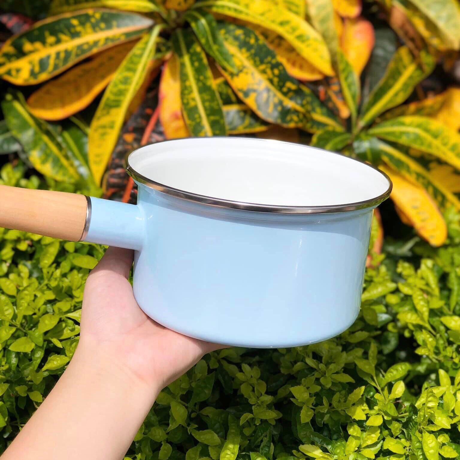 Nồi Tráng Men 1100ml (có nắp)