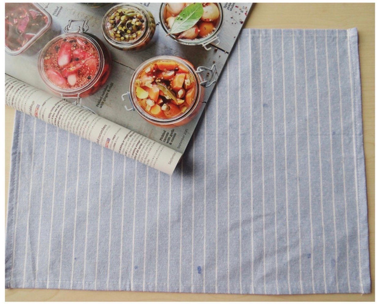 Khăn Trải Bàn 40x60