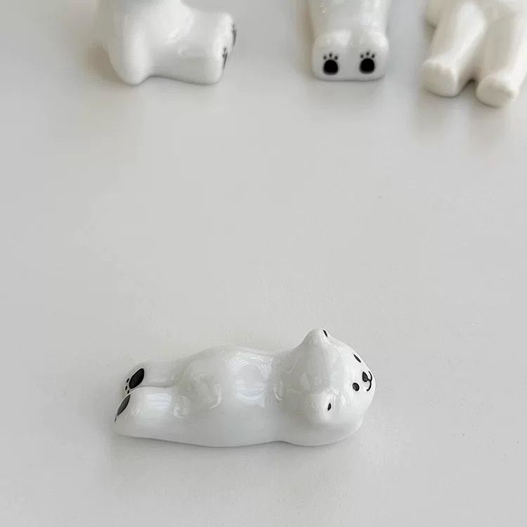 Gác Đũa Gấu Trắng