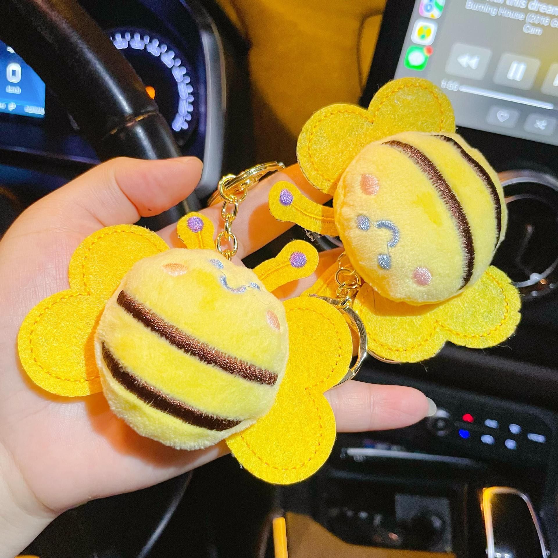 Móc Khoá Chú Ong Nhỏ
