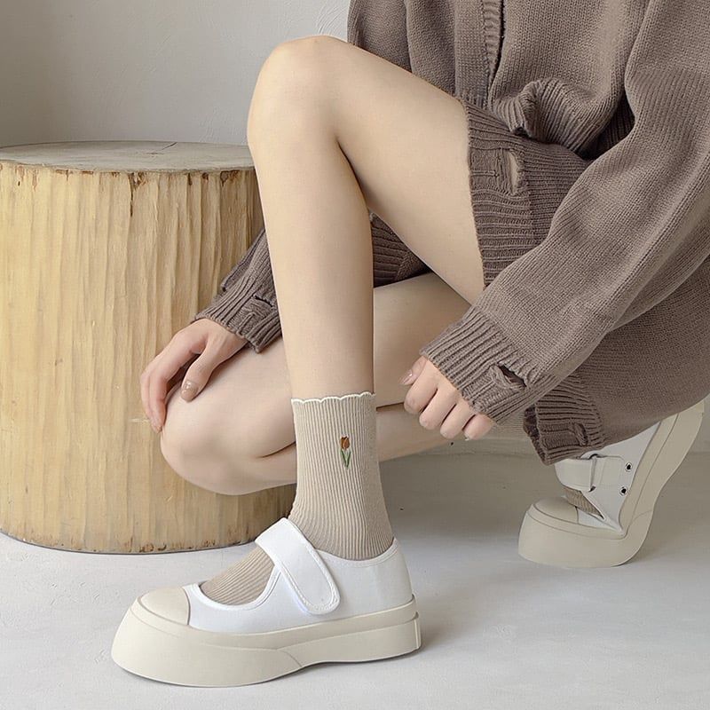 Tất Tulip Thêu Kiểu Nhật Bản