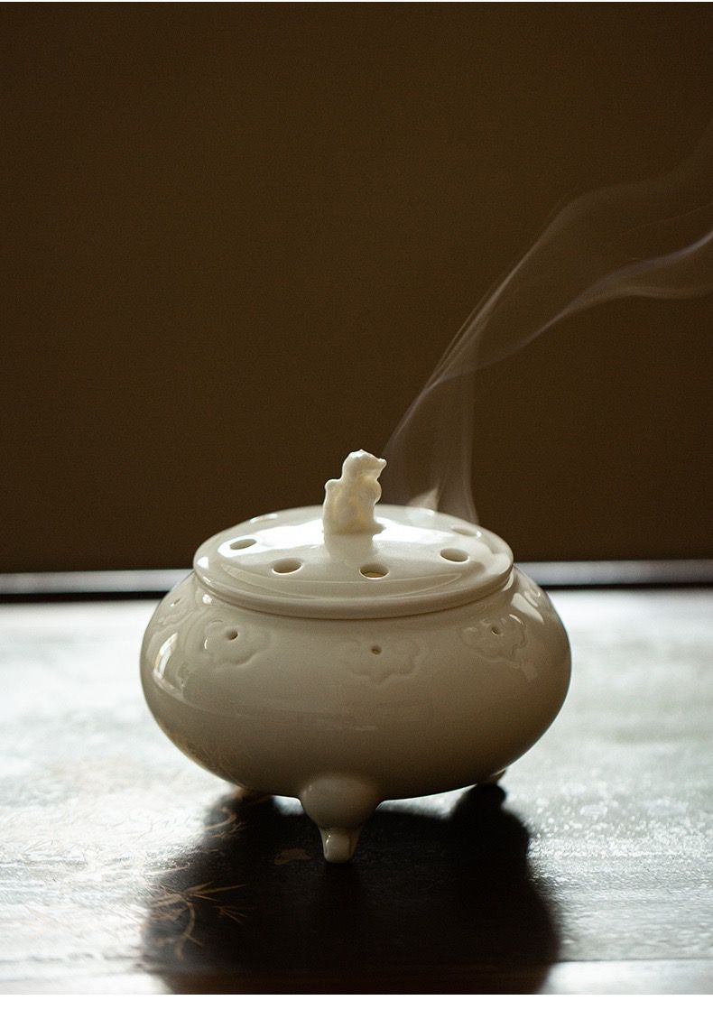 Lư Đốt Trầm Trắng Sứ