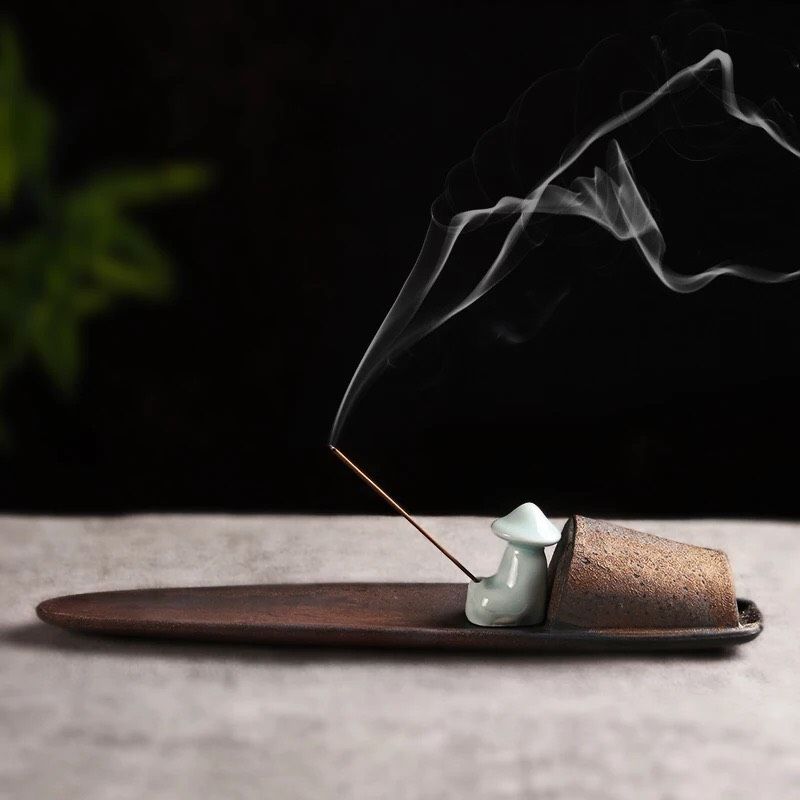 Đốt Trầm Ông Lão Lái Đò