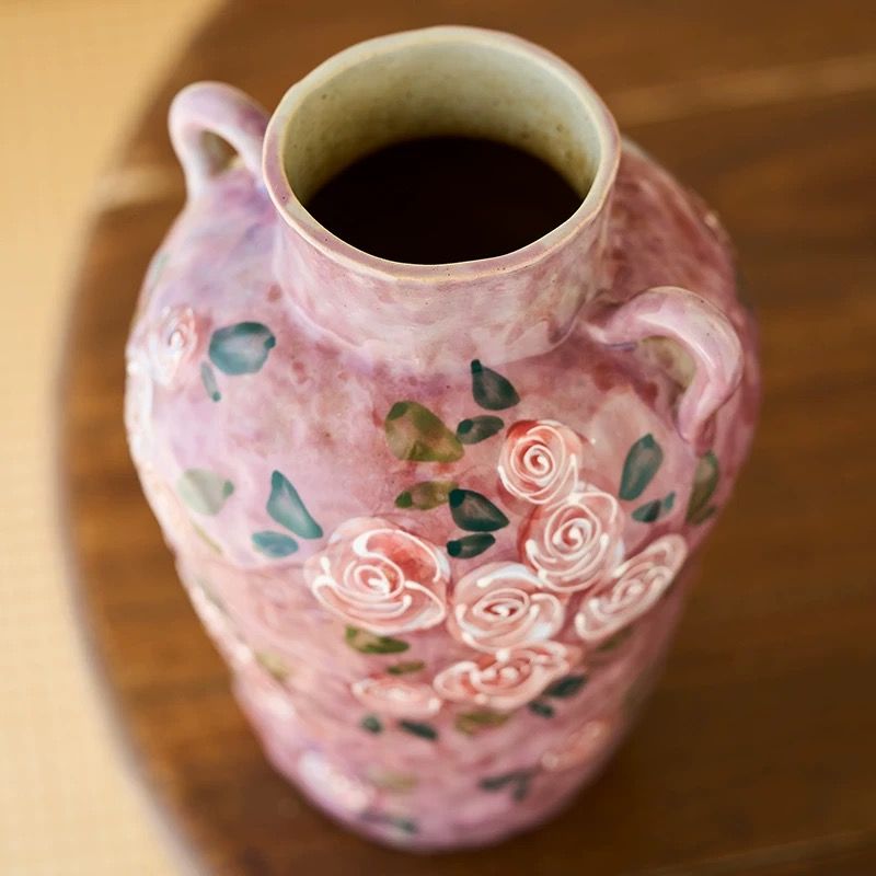Bình Hoa Hồng Cổ Điển Vẽ Tay