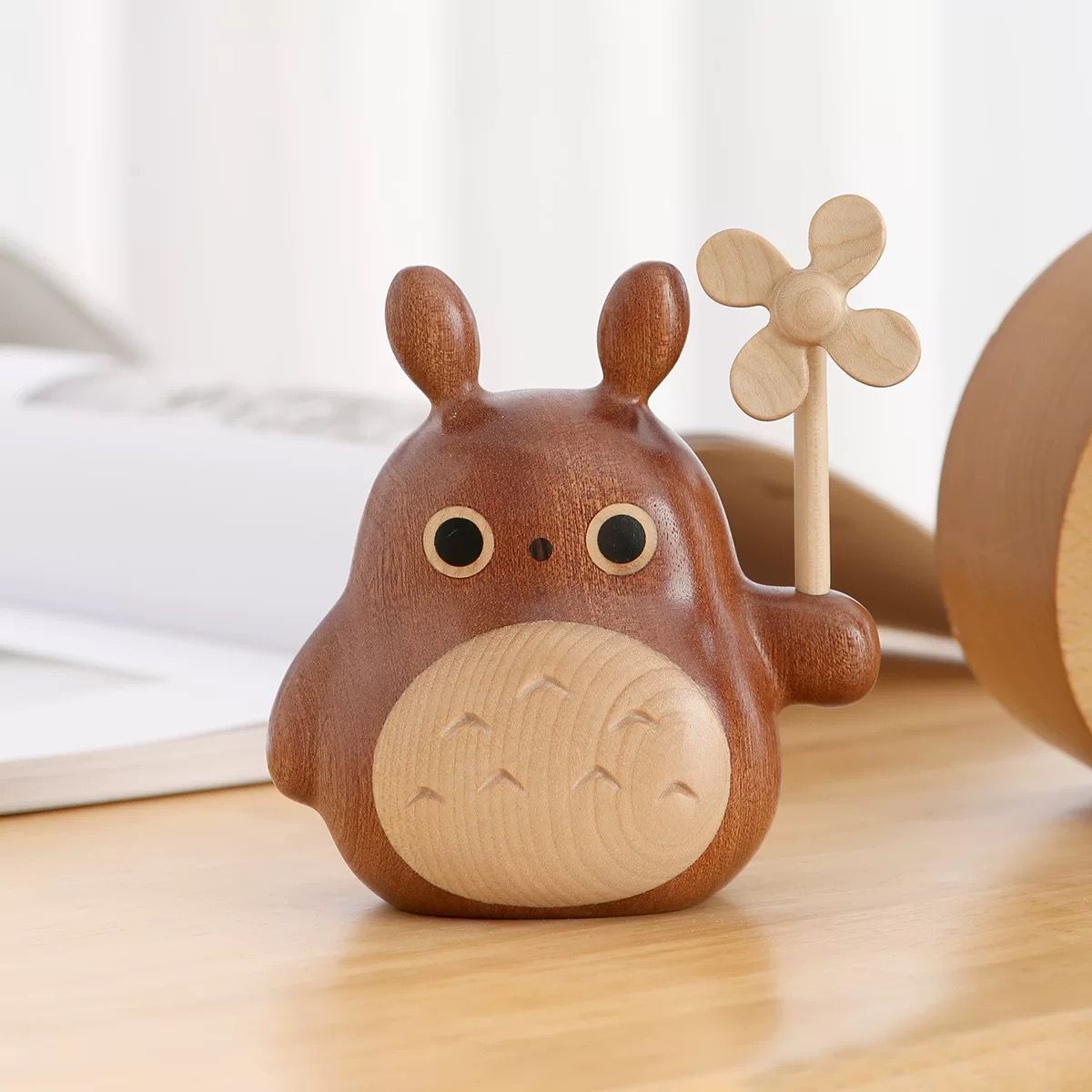 Tượng Gỗ Totoro