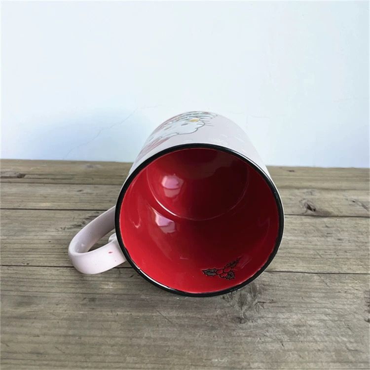 Cốc Gốm Hello Kitty Ôm Cây Thông