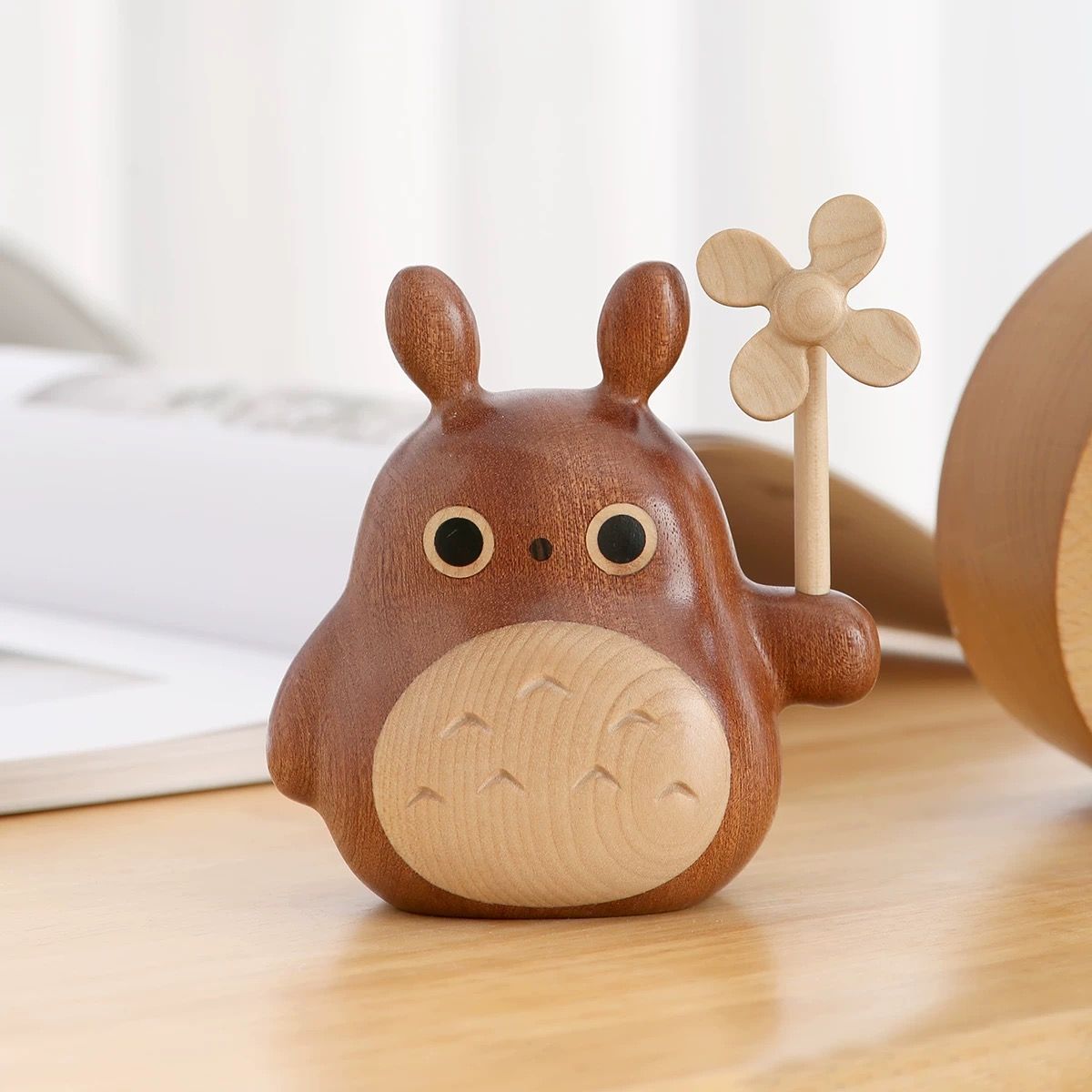 Tượng Gỗ Totoro