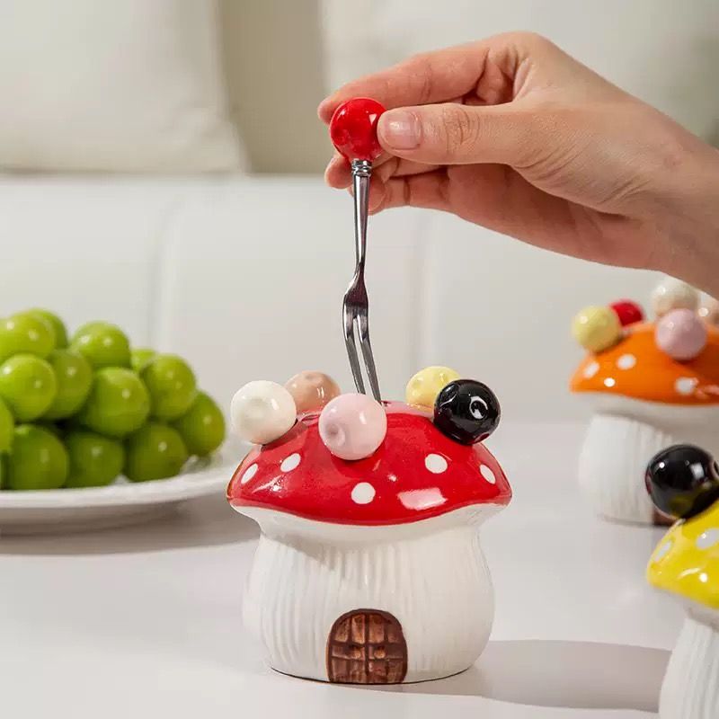 Bộ Nĩa Trái Cây Nấm Đỏ