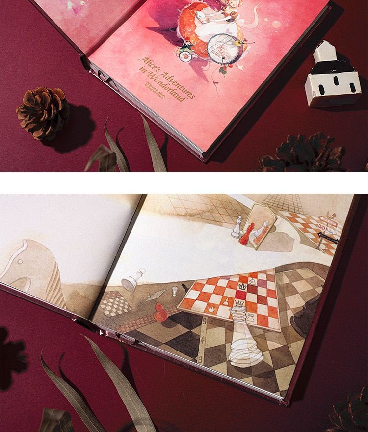 Sổ Tay Alice's Adventures in Wonderland