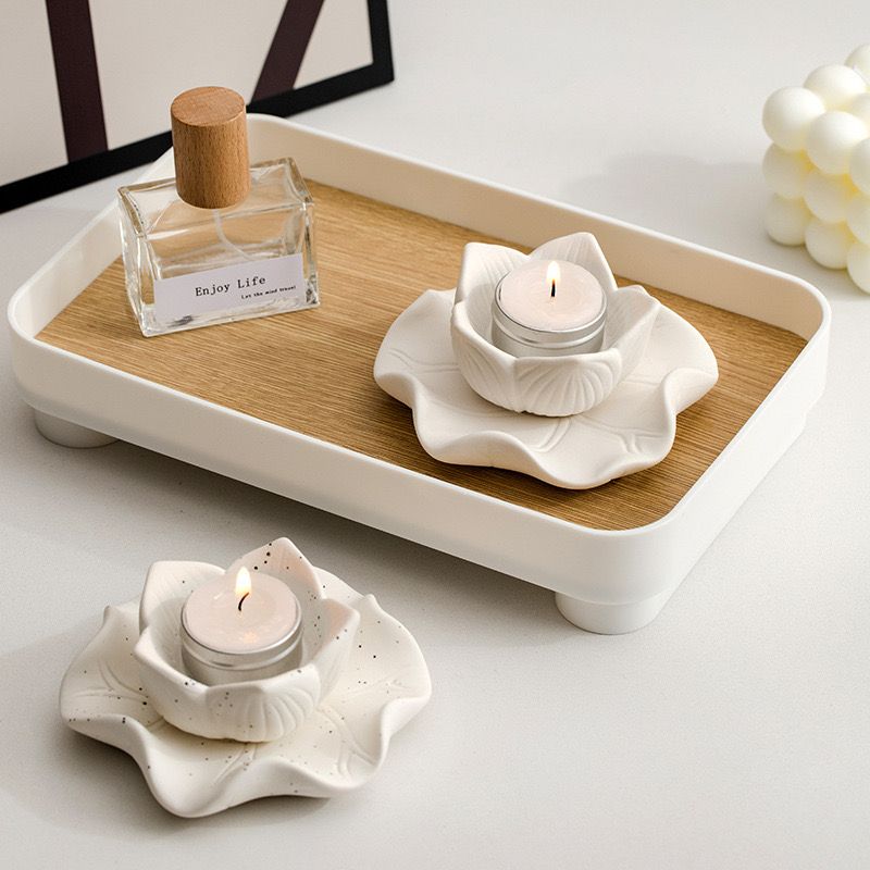 Đế Nến Gốm Sen Trắng