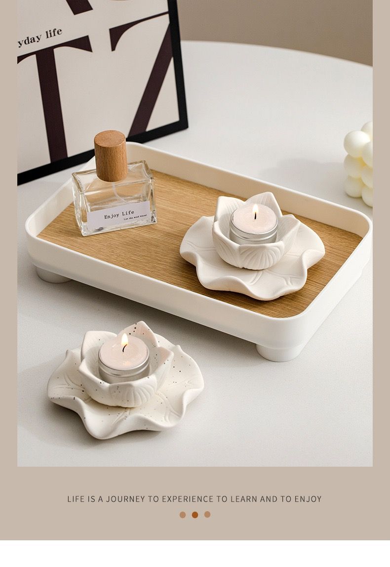 Đế Nến Gốm Sen Trắng