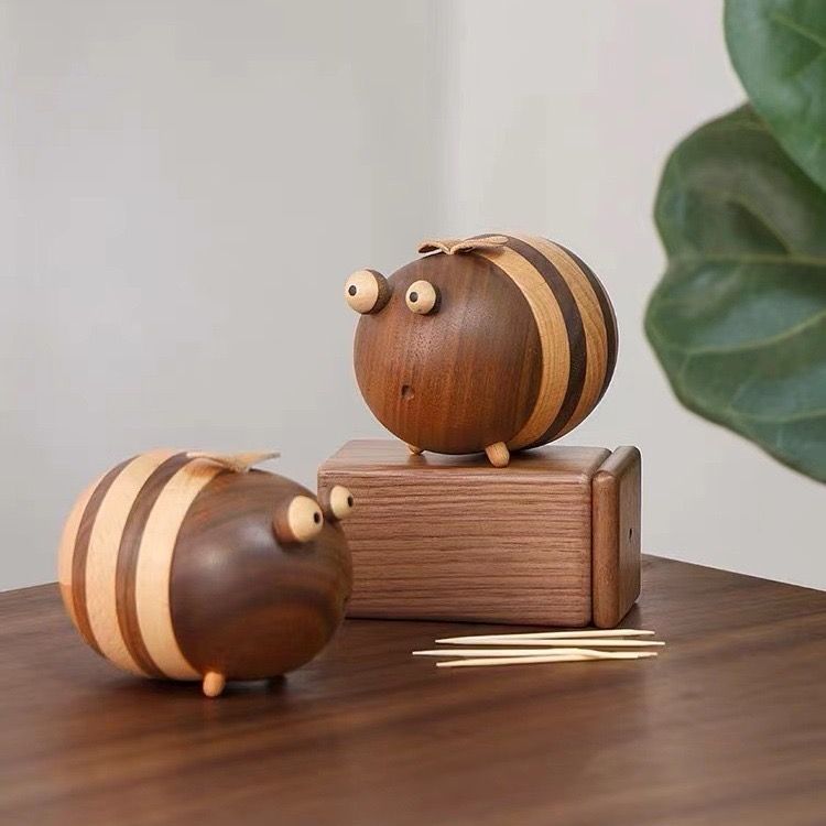 Hộp Đựng Tăm Hình Con Ong