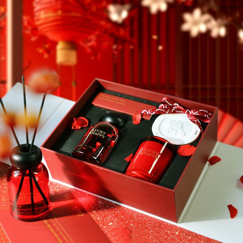 Gift Set Nến Thơm, Tinh Dầu Lucky & Happy