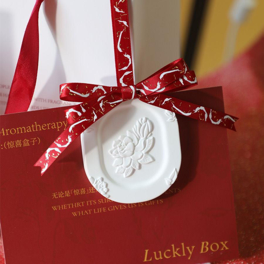 Gift Set Nến Thơm, Tinh Dầu Lucky & Happy