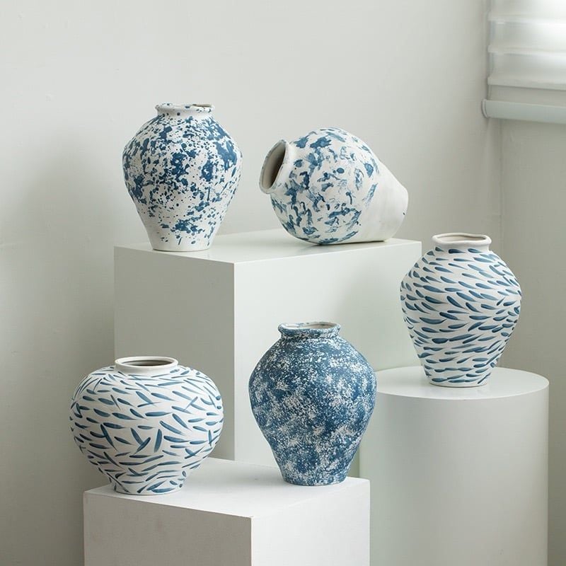 Bình Hoa Vẽ Tay Phong Cách Wabi-Sabi Thời Trung Cổ