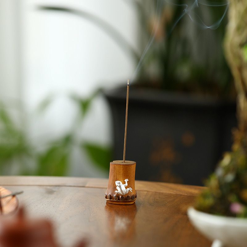 Đốt Trầm Thân Tre Con Cua