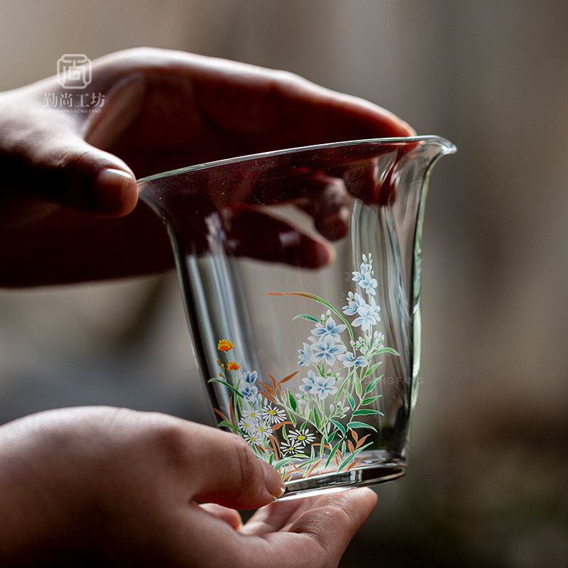 Chén Tống Hoa Cỏ