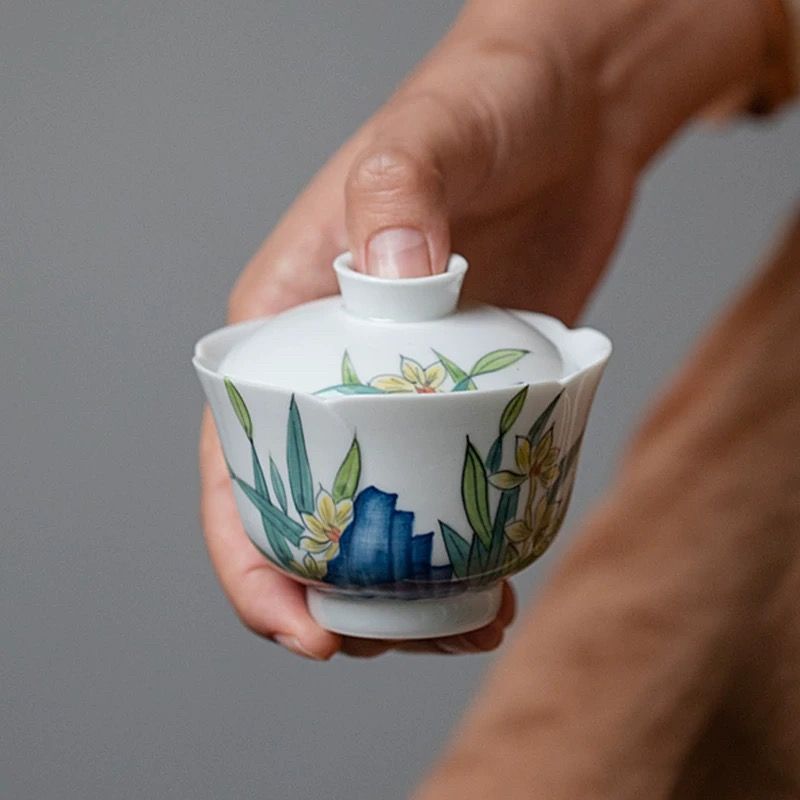 Chén Trà Hoa Thuỷ Tiên Vẽ Tay
