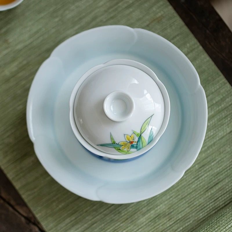 Chén Trà Hoa Thuỷ Tiên Vẽ Tay
