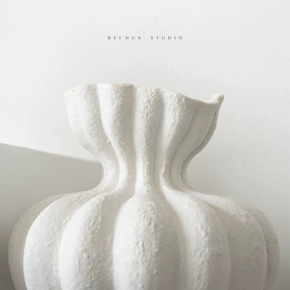 Bình Hoa Sen Kiểu Pháp Wabi-Sabi