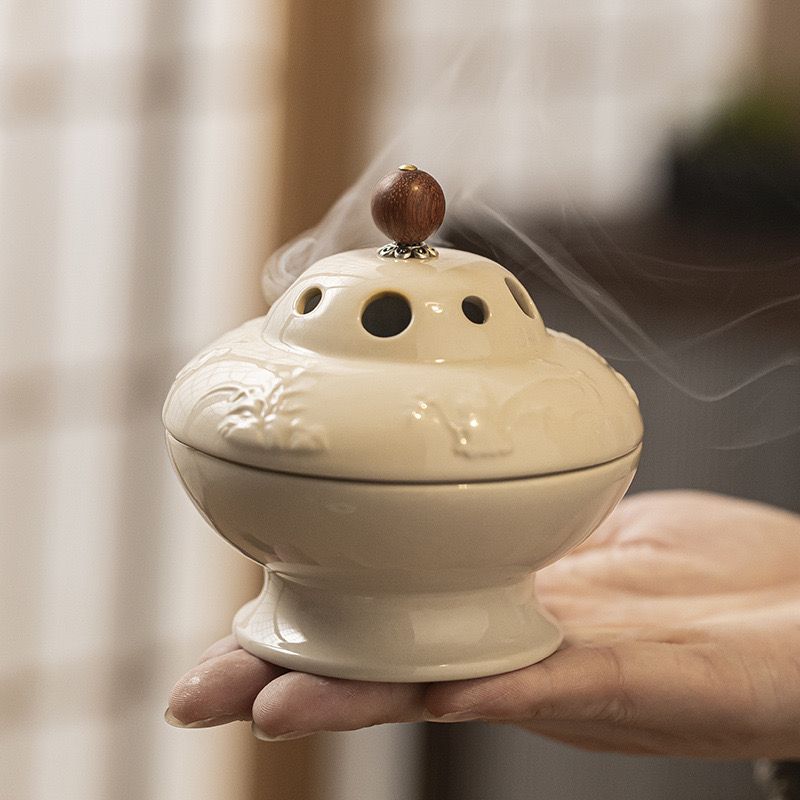 Lư Hương Tứ Quý