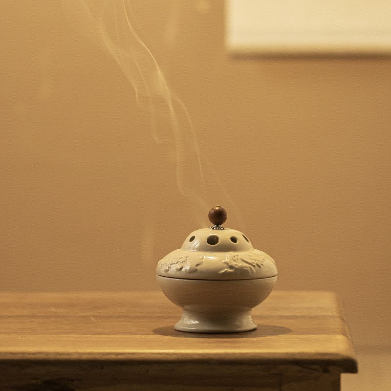 Lư Hương Tứ Quý