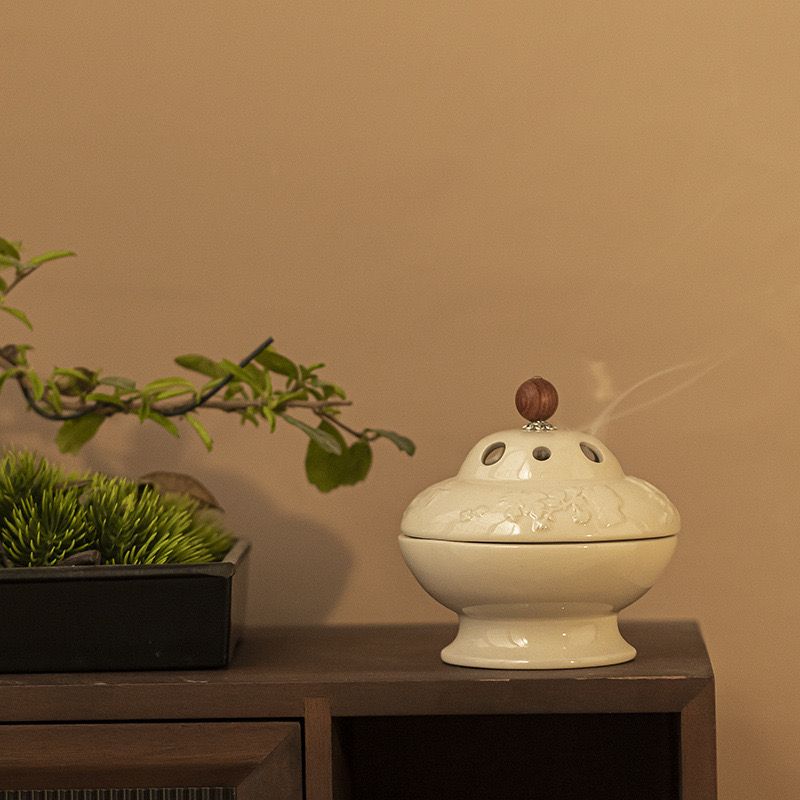 Lư Hương Tứ Quý